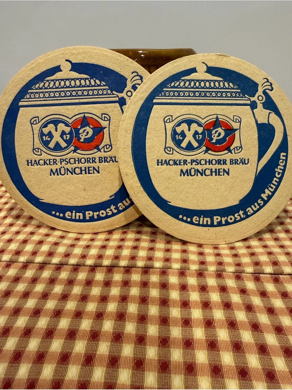 German Beer Bar Coasters 2 Hacker-Pschorr Brau Muchen...ein Prost aus Muchen